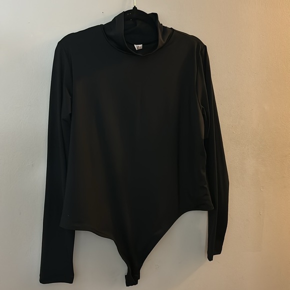 NWT SMASH + TESS TURTLENECK BODYSUIT - Picture 3 of 10